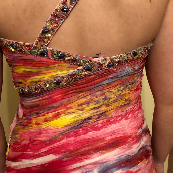 HOT DRESS - Picture 4 of 8